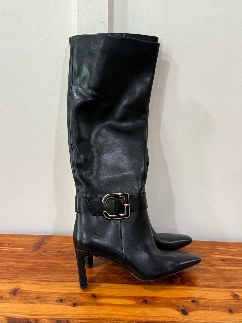 NWOT Torgeis Women's Carlotta Tall Black Boots